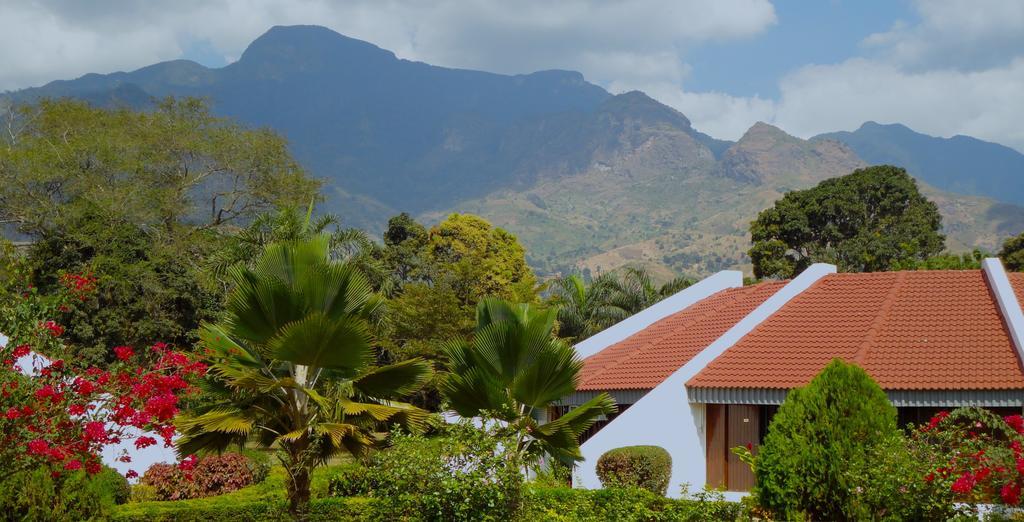 Morogoro Hotel ภายนอก รูปภาพ