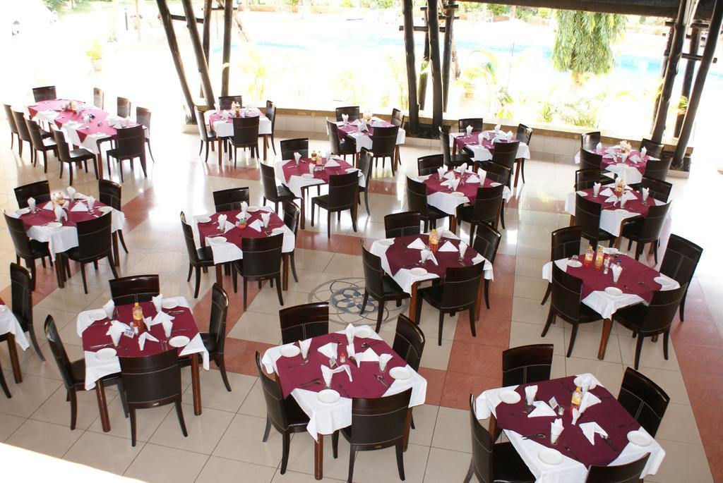 Morogoro Hotel ภายนอก รูปภาพ