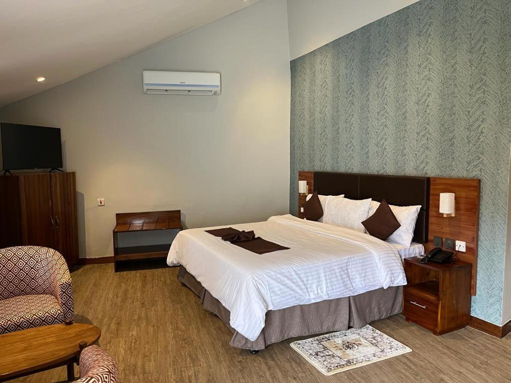 Morogoro Hotel ภายนอก รูปภาพ