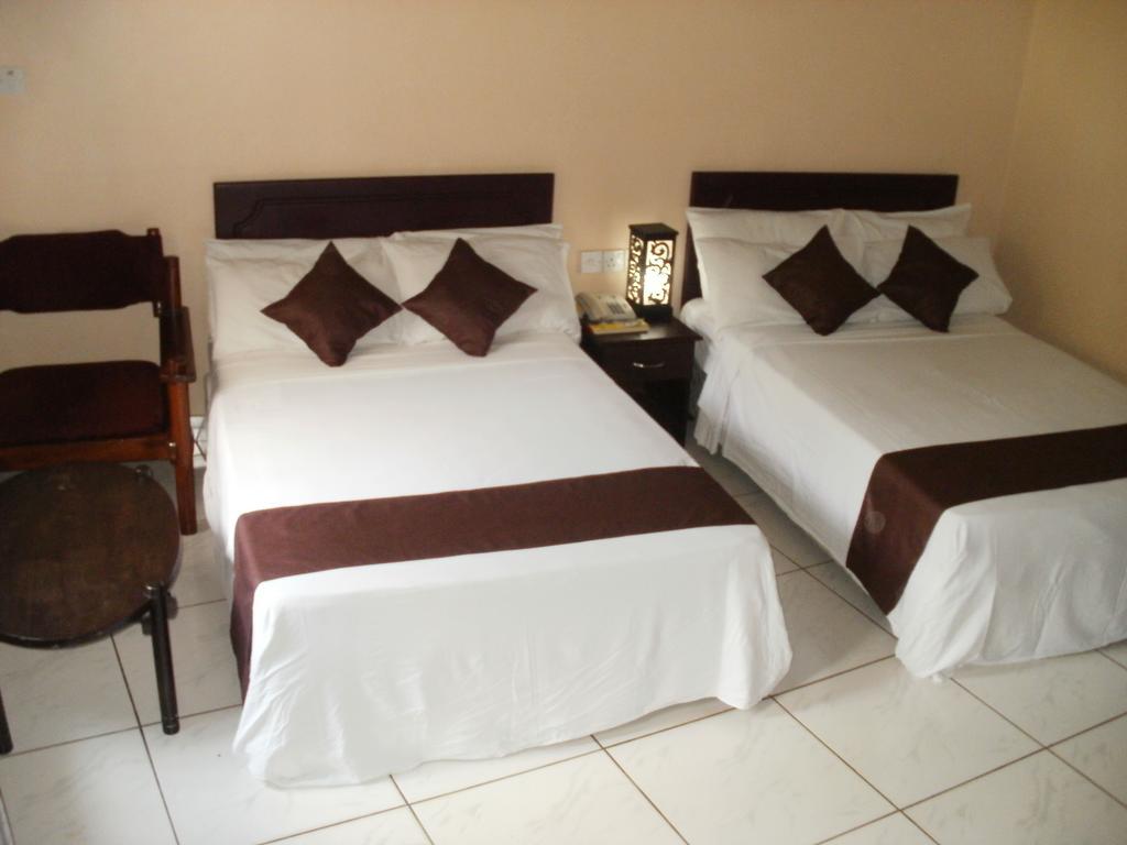Morogoro Hotel ภายนอก รูปภาพ
