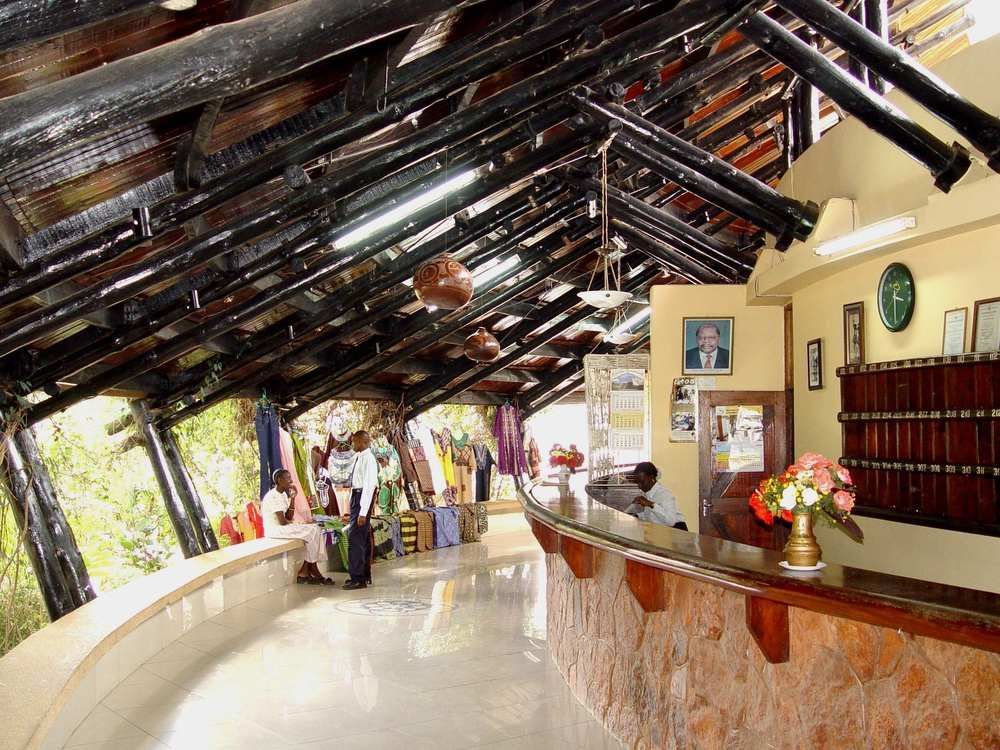 Morogoro Hotel ภายนอก รูปภาพ